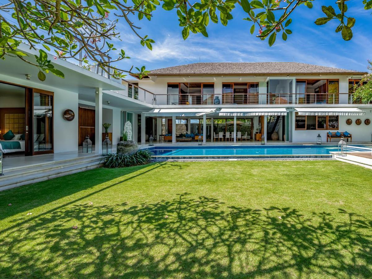 Villa Cendrawasih Seminyak Exterior foto